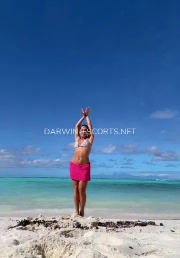 Darwin escorts Anette — 6