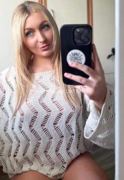Darwin escorts Celeste — 3