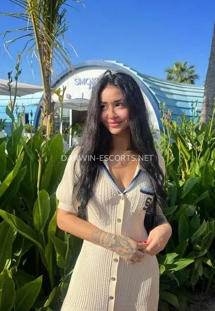 Darwin escorts Ann-christin — 1