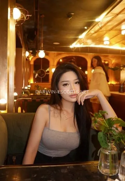 Darwin escorts Lena — 2