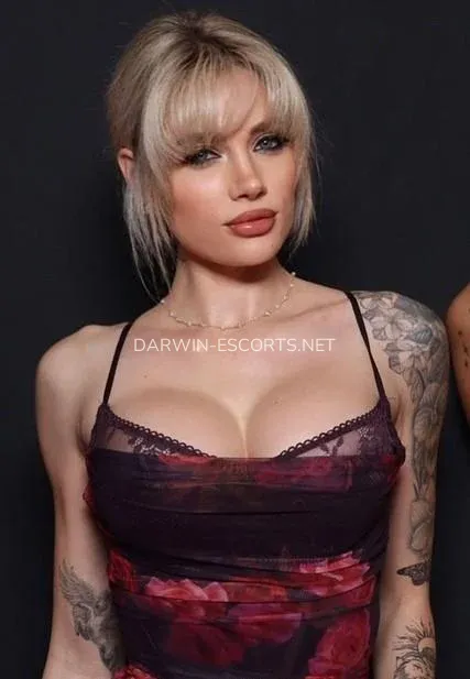 Darwin escorts Chloe — 4
