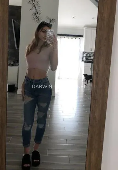 Darwin escorts Maria — 3