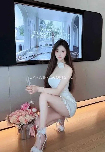 Darwin escorts Elsa — 1