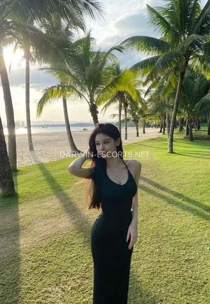 Darwin escorts Cinta — 1