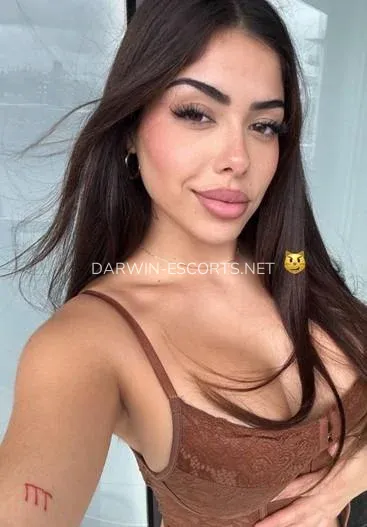 Darwin escorts Josephine — 3